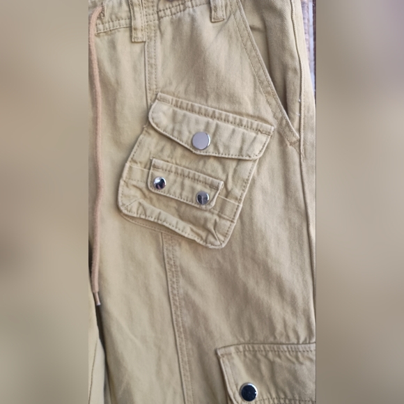 NWOT Women's Mustard Yellow Green 100% Cotton Cargo Pants_Medium - Picture 4 of 7